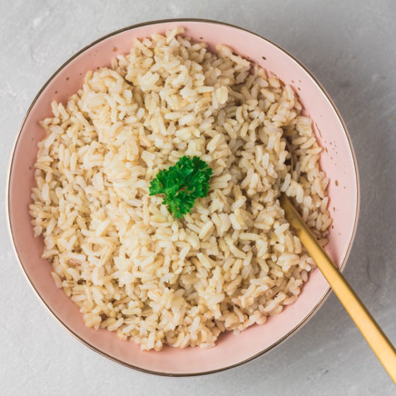 a bowl of instant pot brown rice.