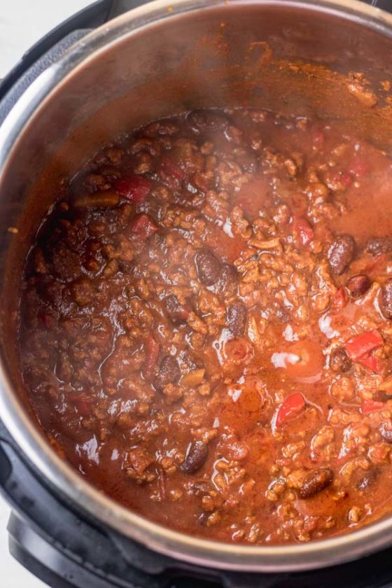 freshly made chili in an instant pot.