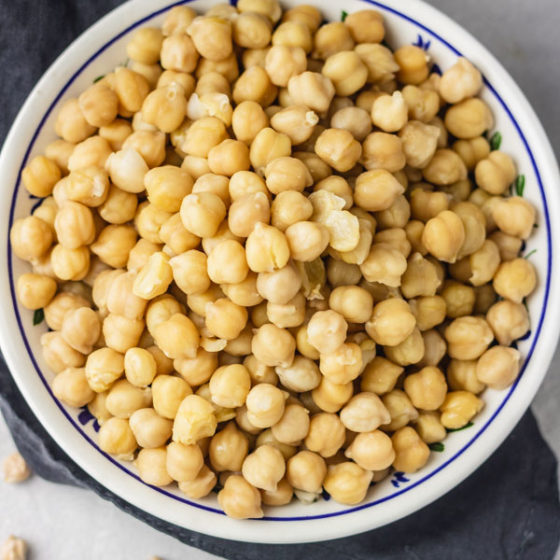 instant pot chickpeas served in a bowl.