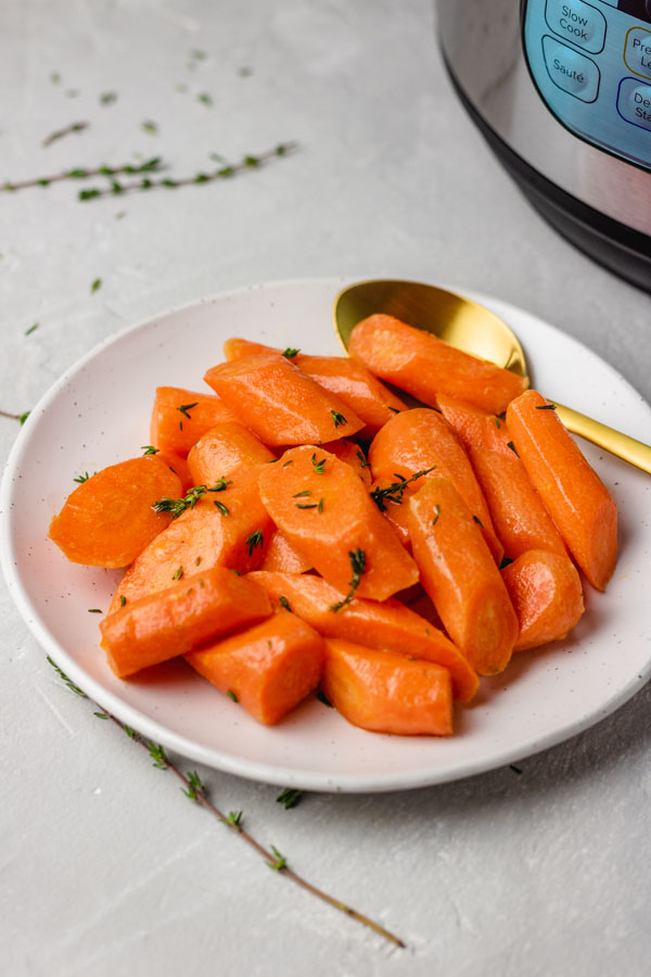 A plate of steamed instant pot carrots.