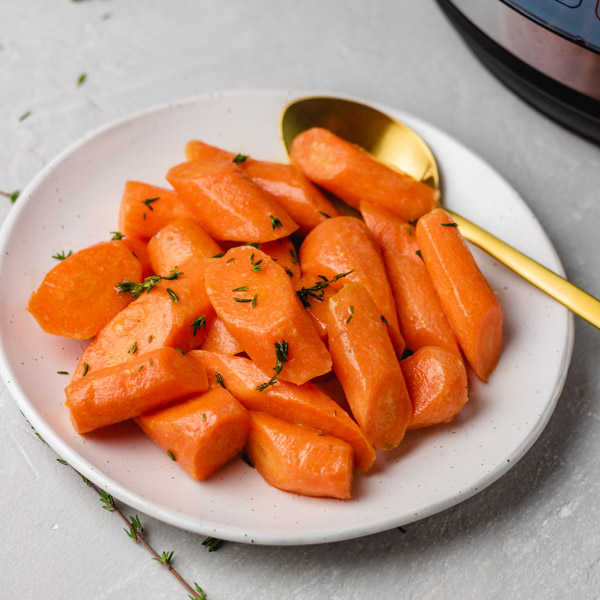 Instant Pot Carrots (Steamed in 3 minutes) - The Dinner Bite