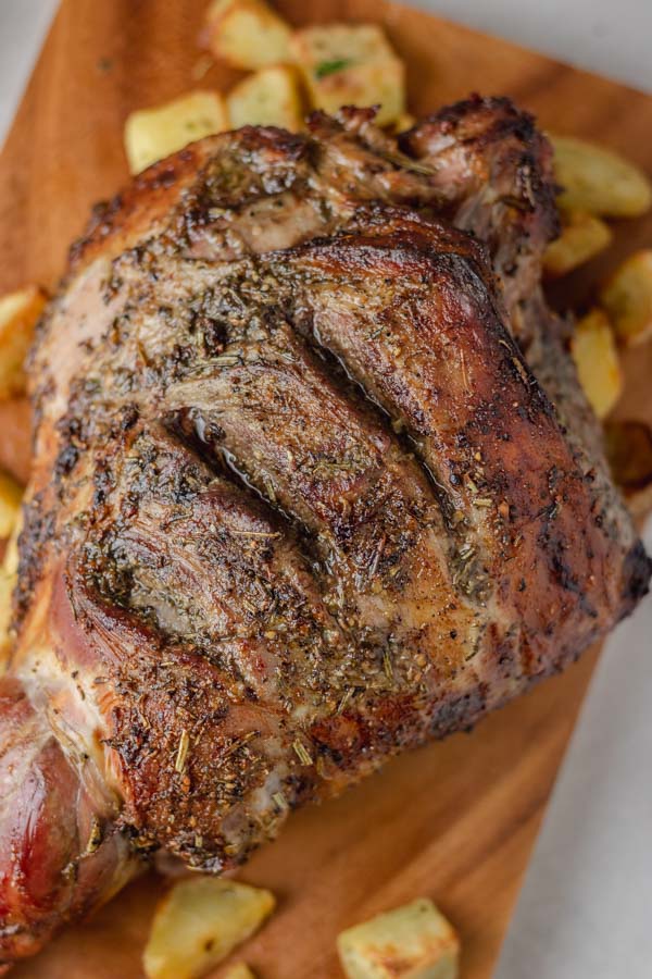 Roast Leg Of Lamb With Gravy Recipe - The Dinner Bite
