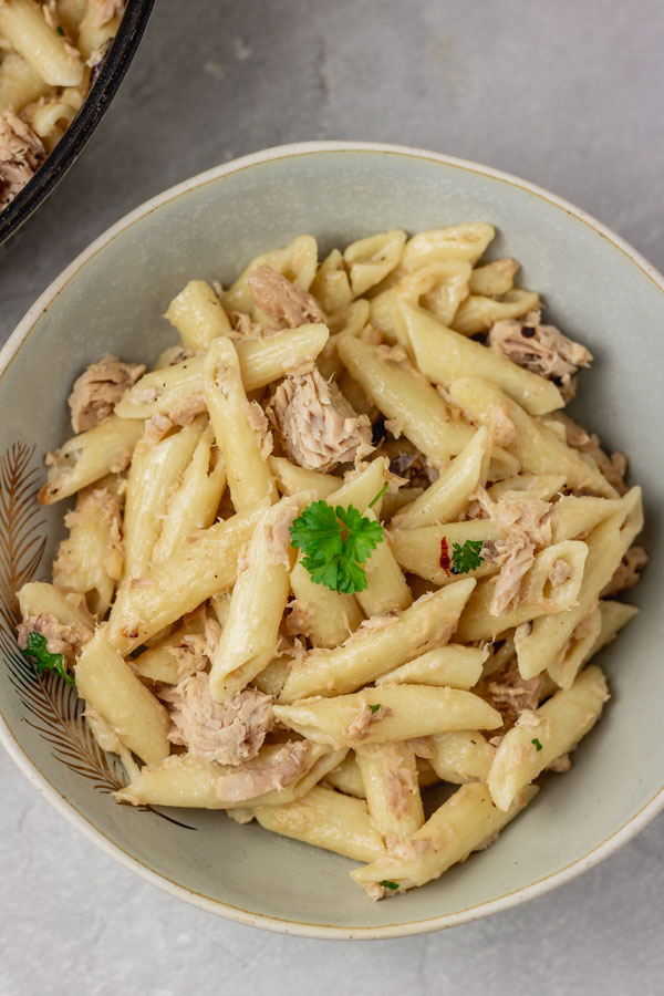 Canned Tuna Pasta Recipe - The Dinner Bite