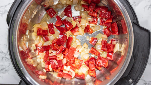 sauteing onions and pepper in instant pot.