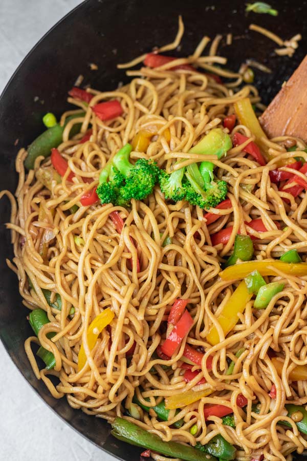 vegetable chow mein in a wok.