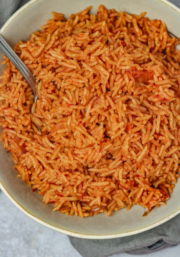 a descriptive essay on how to cook jollof rice