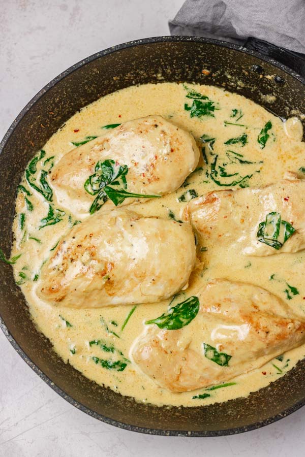 Creamy Garlic Chicken Recipe - The Dinner Bite