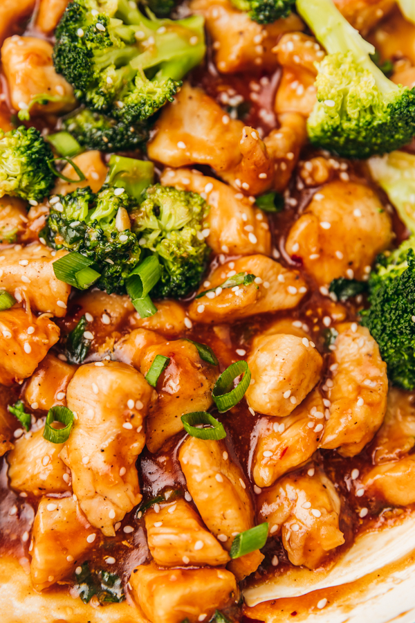 a close up of chicken teriyaki in a skillet.
